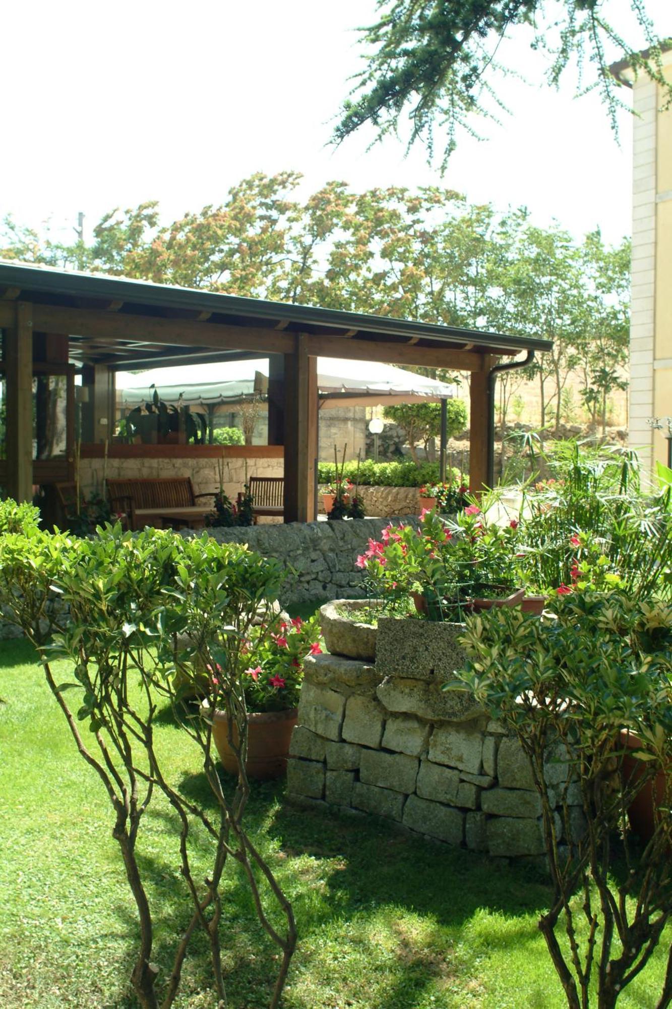 Antica Stazione Hotel Chiaramonte Gulfi Exterior photo